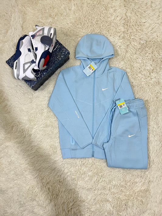 CONJUNTO NIKE TECH NOCTA X DRAKE