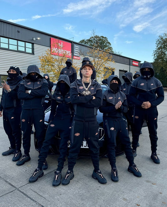 CONJUNTOS NIKE TECH X SYNAWORD🌟