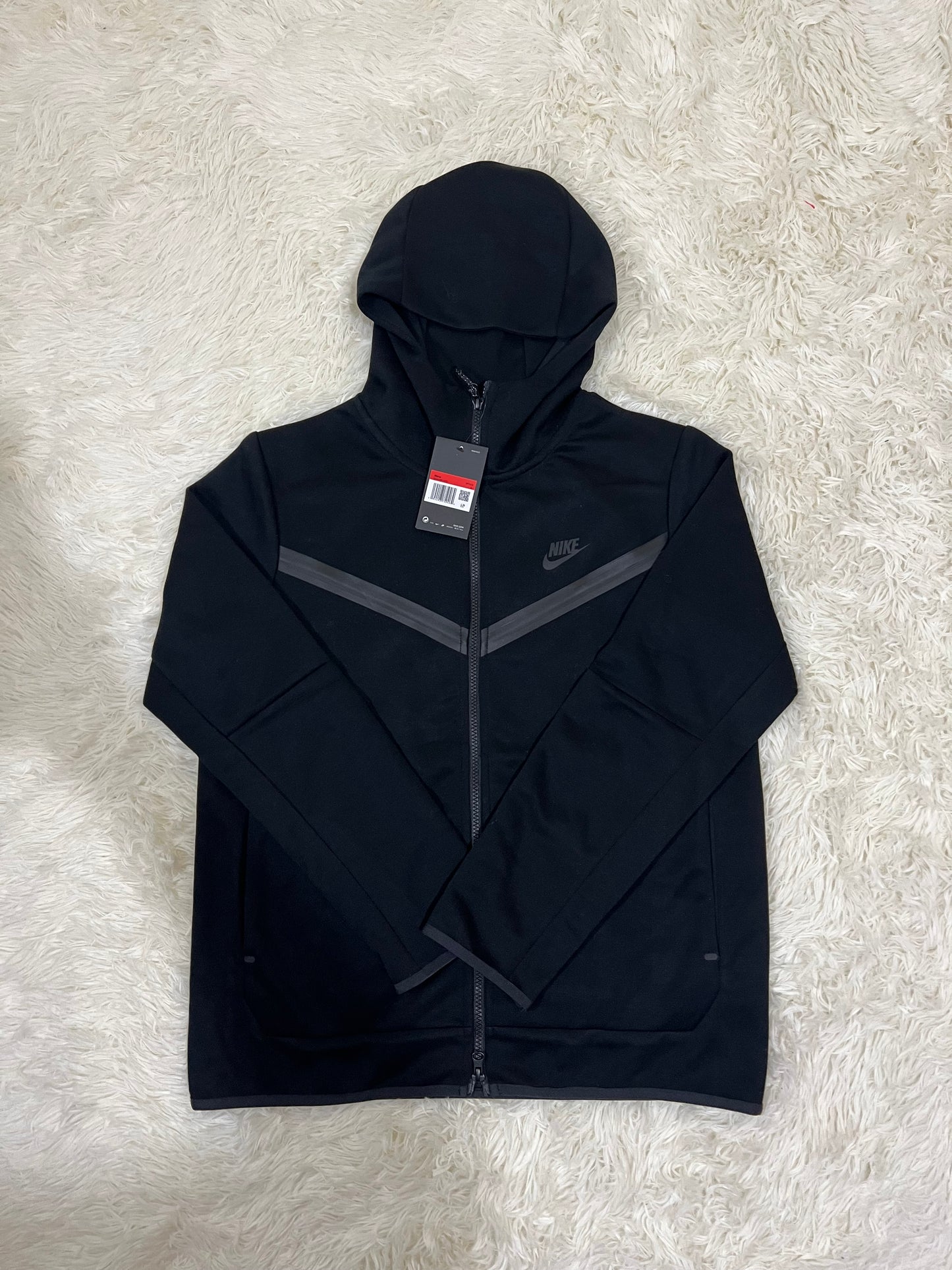 NIKE TECH FLECCE📢