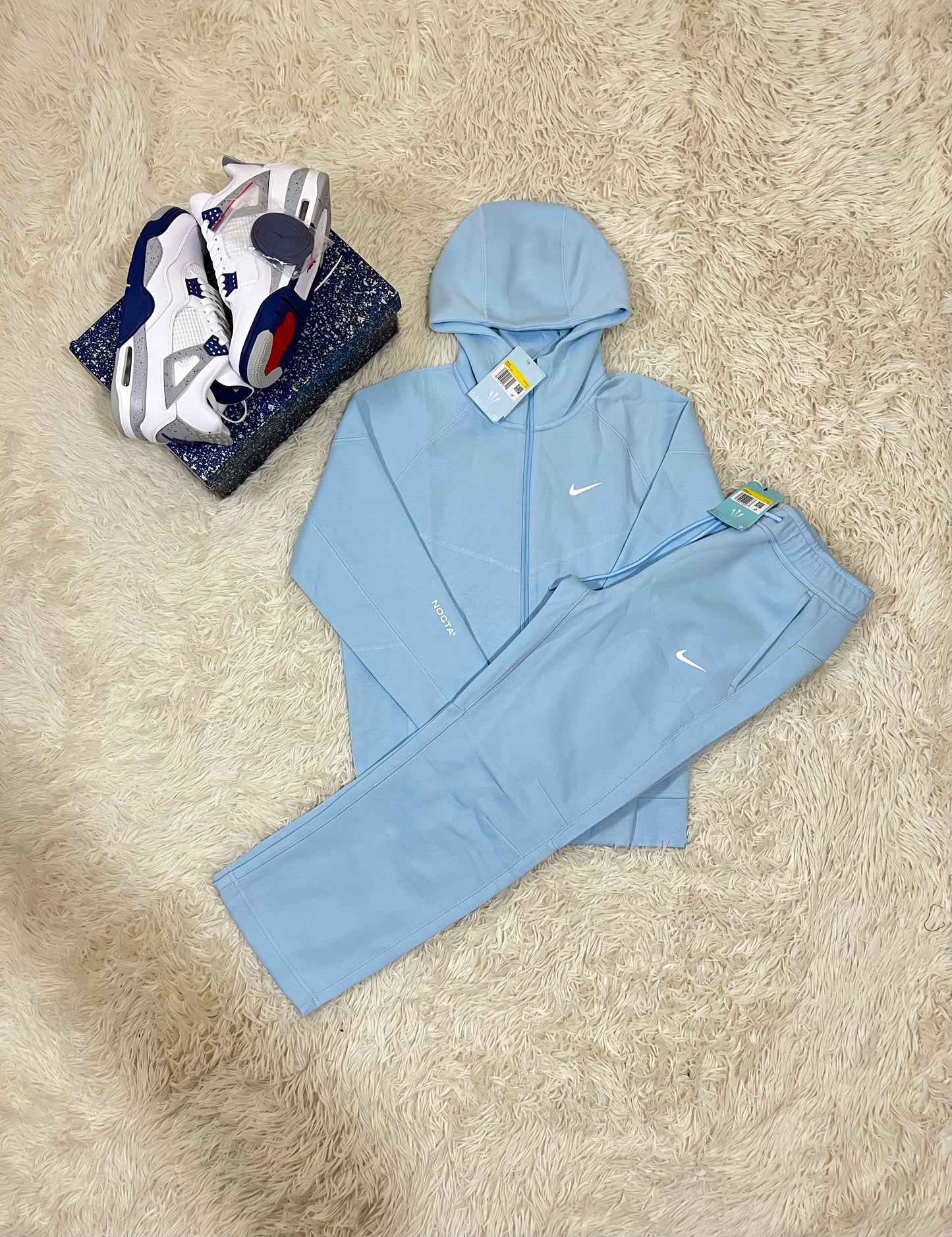 CONJUNTO NIKE TECH NOCTA X DRAKE